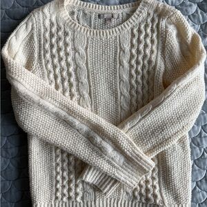 Banana Republic Ivory Cable Knit Sweater